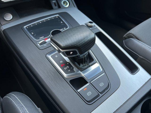 AUDI Q5 40 TDI quattro S tronic S line plus Sline