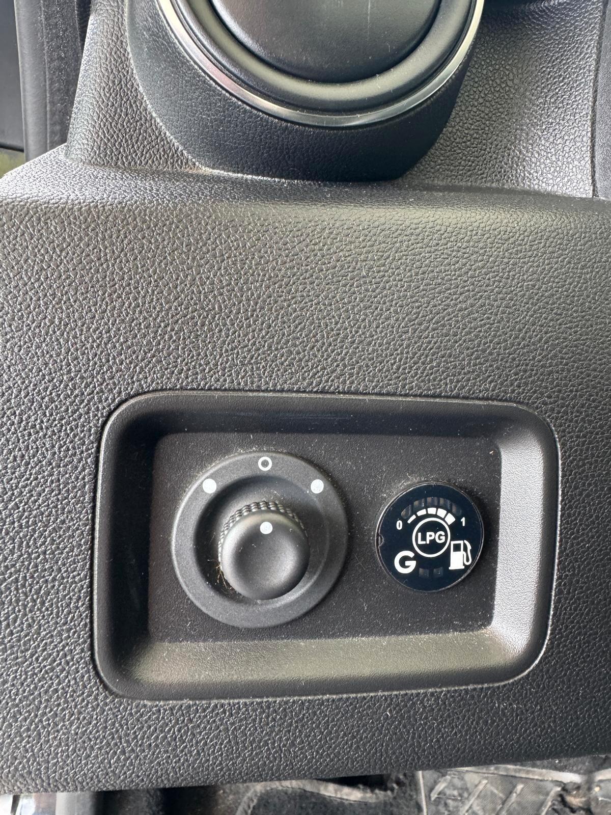Dacia Duster 1.6 SCe GPL Comfort - 12/2019