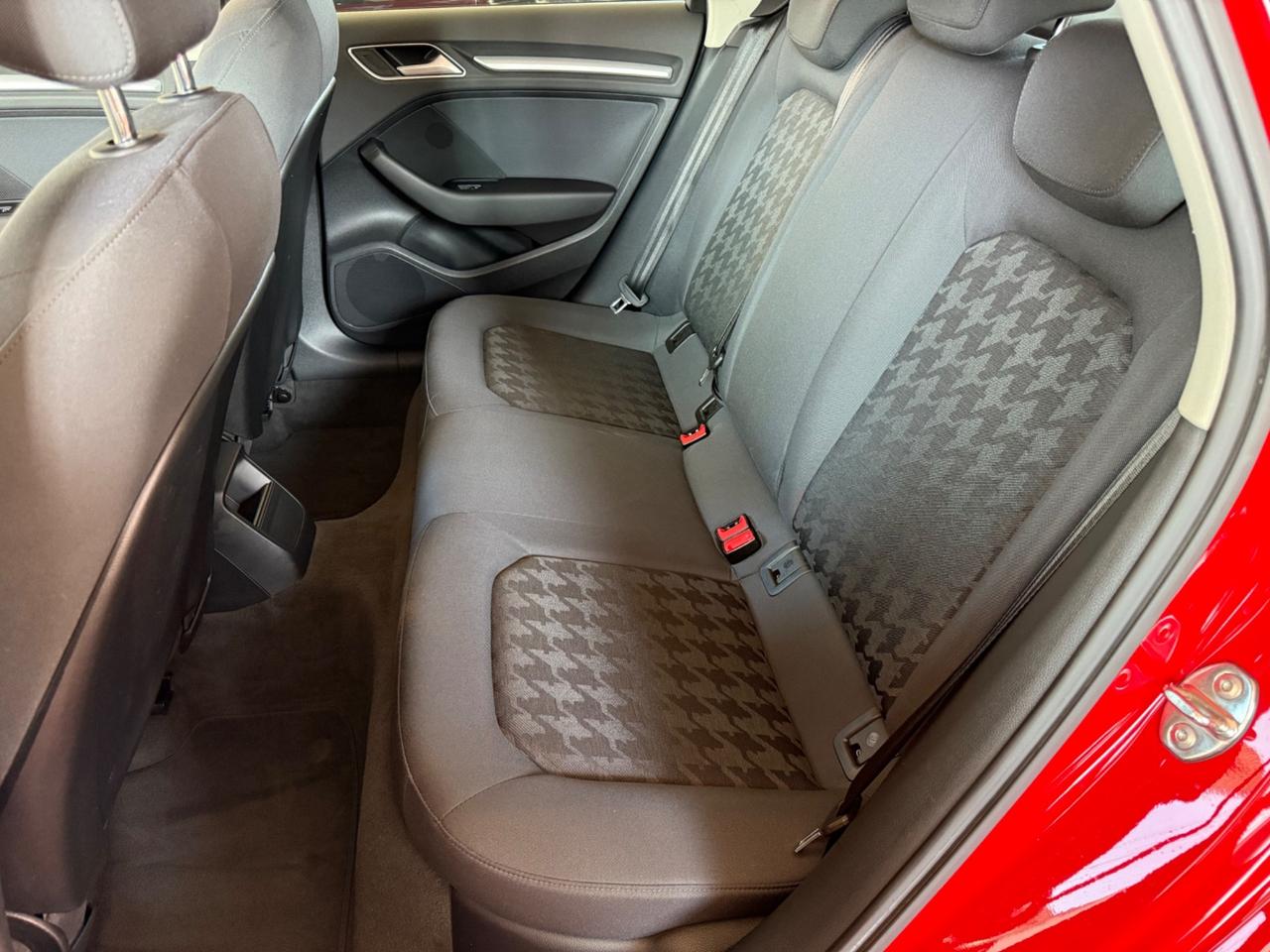 Audi A3 SPB 2.0 TDI Ambiente