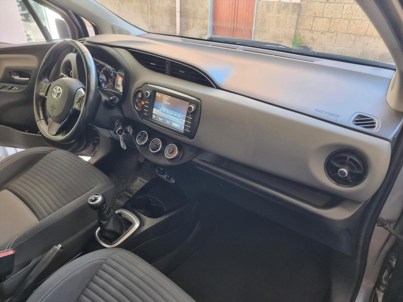 Toyota Yaris 1.0 72 CV 5 porte Cool