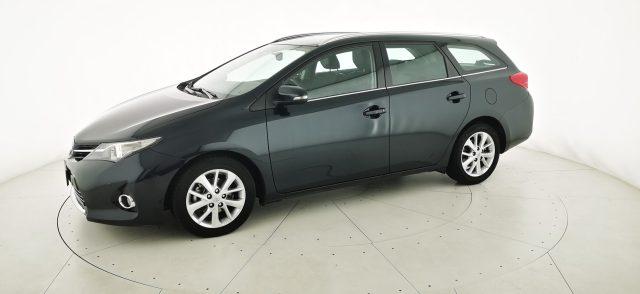 TOYOTA Auris Touring Sports 1.4 D-4D Lounge