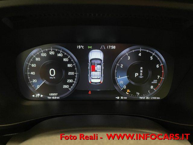 VOLVO XC40 T2 Geartronic Business Iva Esposta compresa