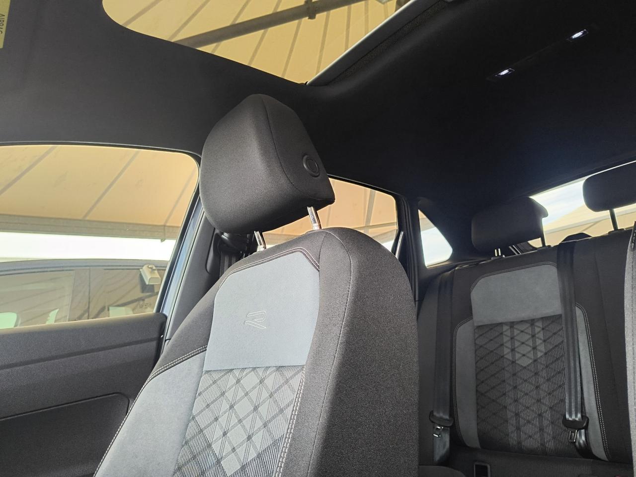 VOLKSWAGEN Taigo - Taigo 1.0 tsi R-Line 115cv