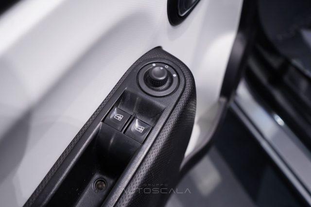 RENAULT Twingo 1.0 SCe Duel2