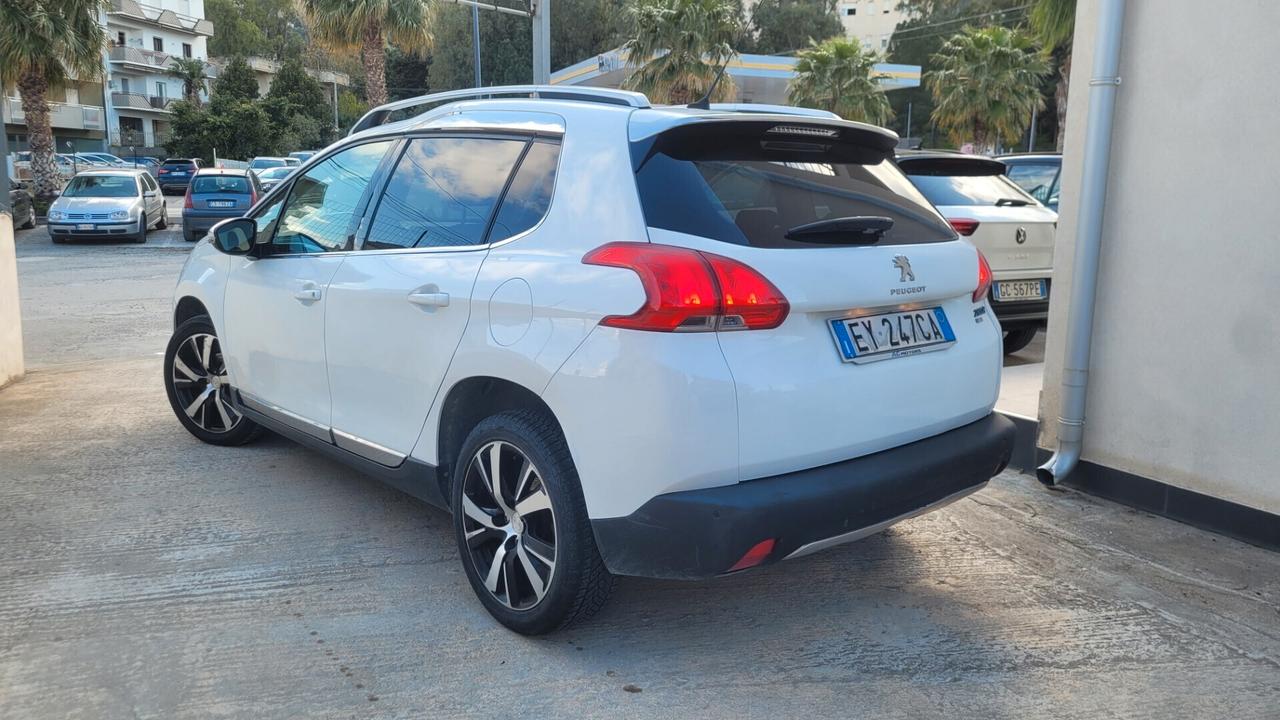 Peugeot 2008 1.6 e-HDi 92 CV Stop&Start Urban Cross
