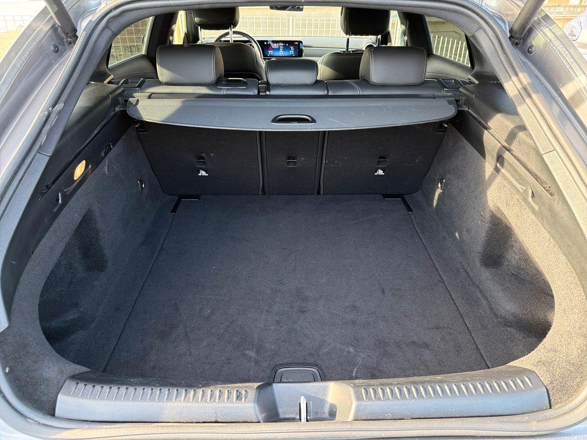 Mercedes-Benz CLA Shooting Brake 180 d Progressive Advanced Plus auto