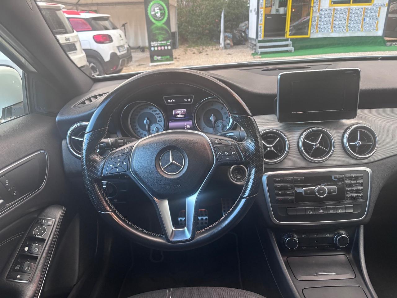 Mercedes-benz GLA 200 CDI Automatic 4Matic Executive