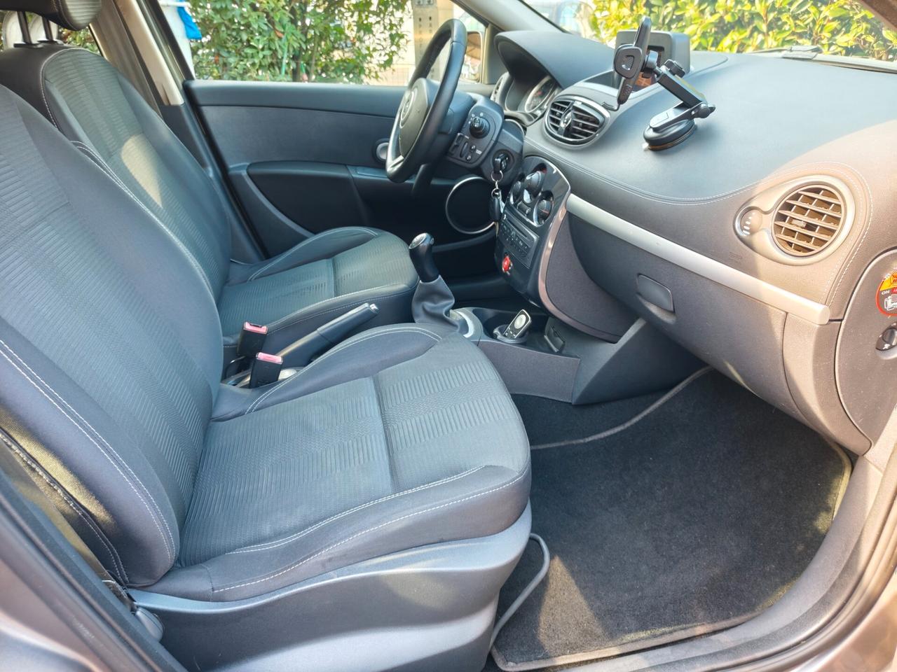 Renault Clio 1.2 75CV 5 porte – Solo 89.000 km – OK NEOPATENTATI