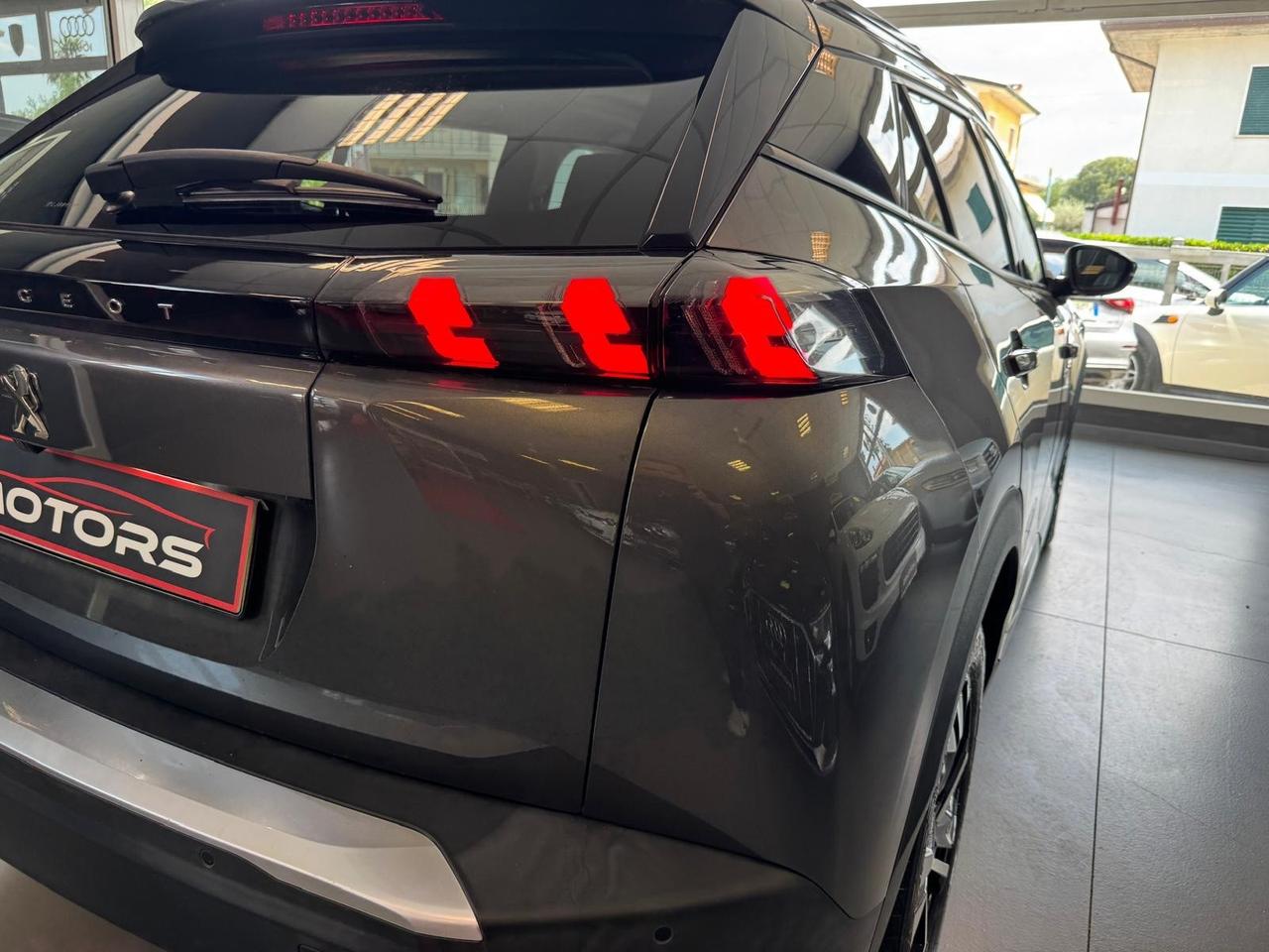 Peugeot 2008 PureTech 100 S&S Allure