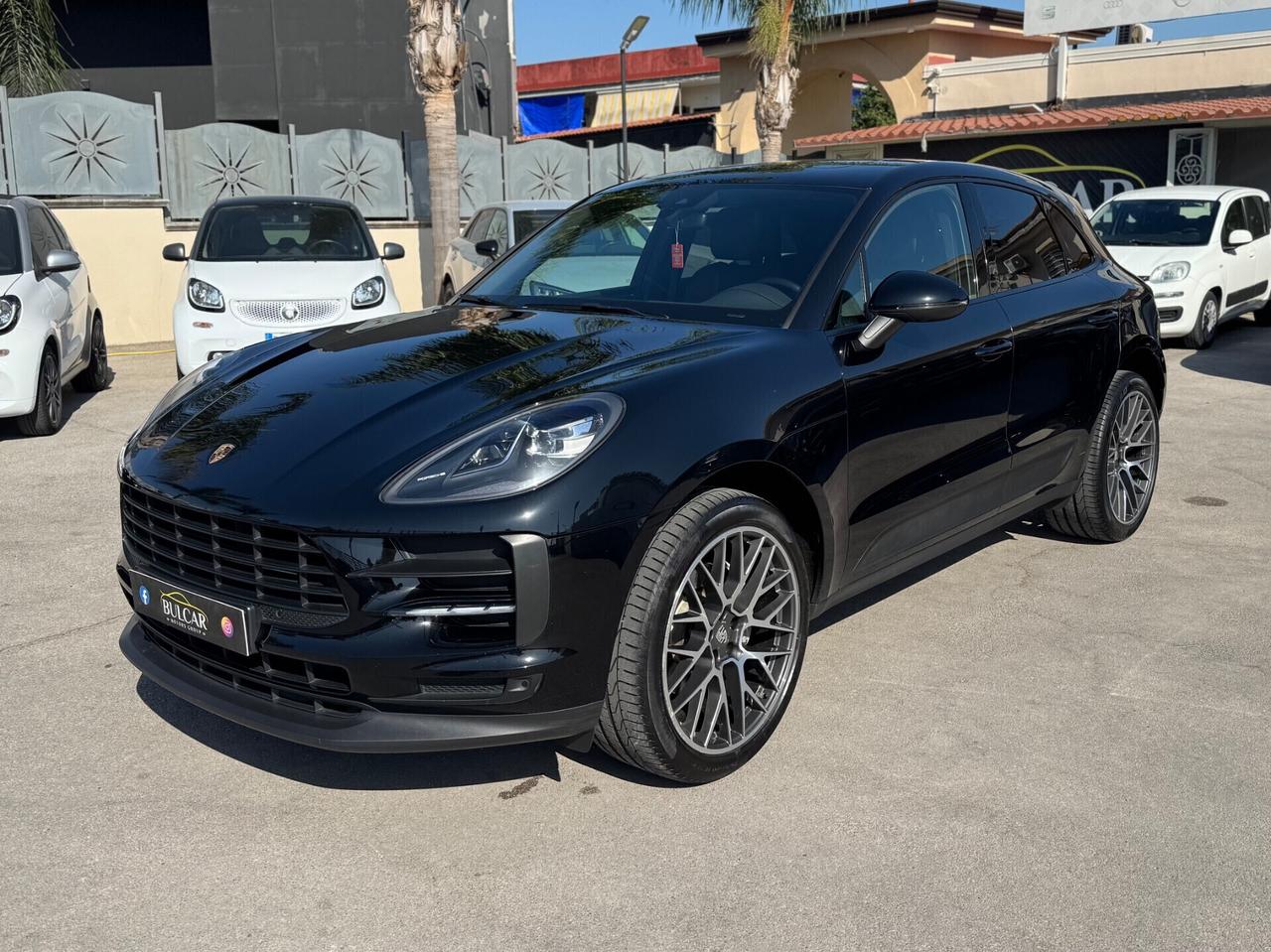 Porsche Macan 2.0 pari al nuovo