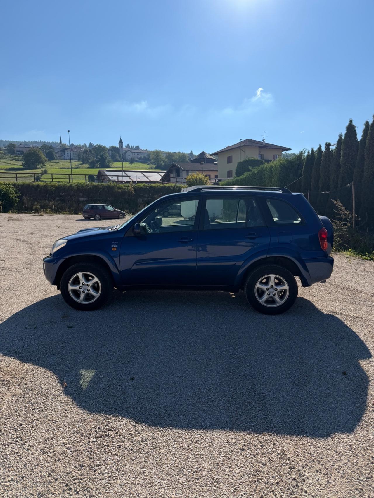 Toyota RAV 4 RAV4 2.0 Tdi D-4D cat 5 porte Sol