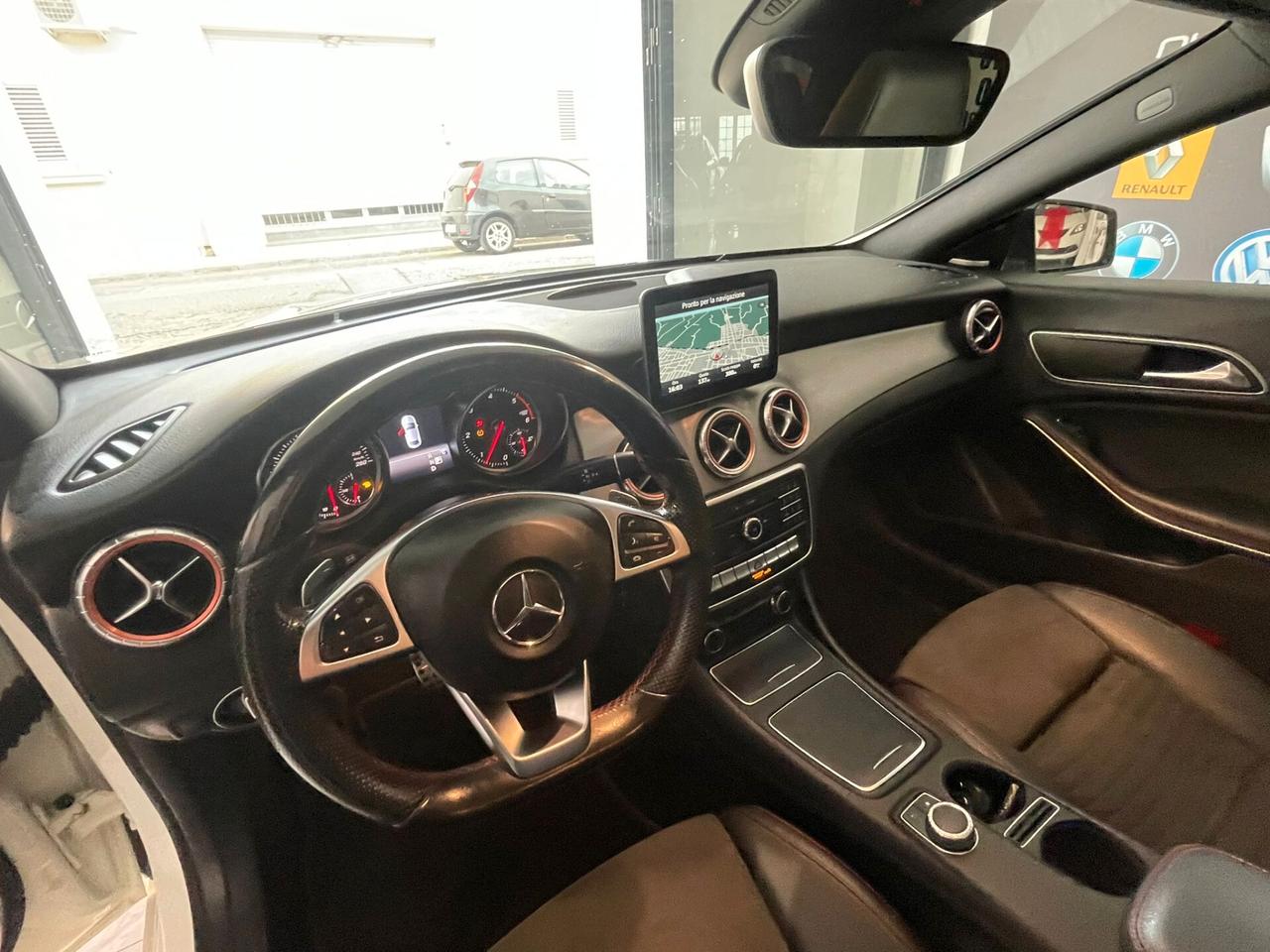 Mercedes-benz CLA 200 CLA 200 d Automatic Premium