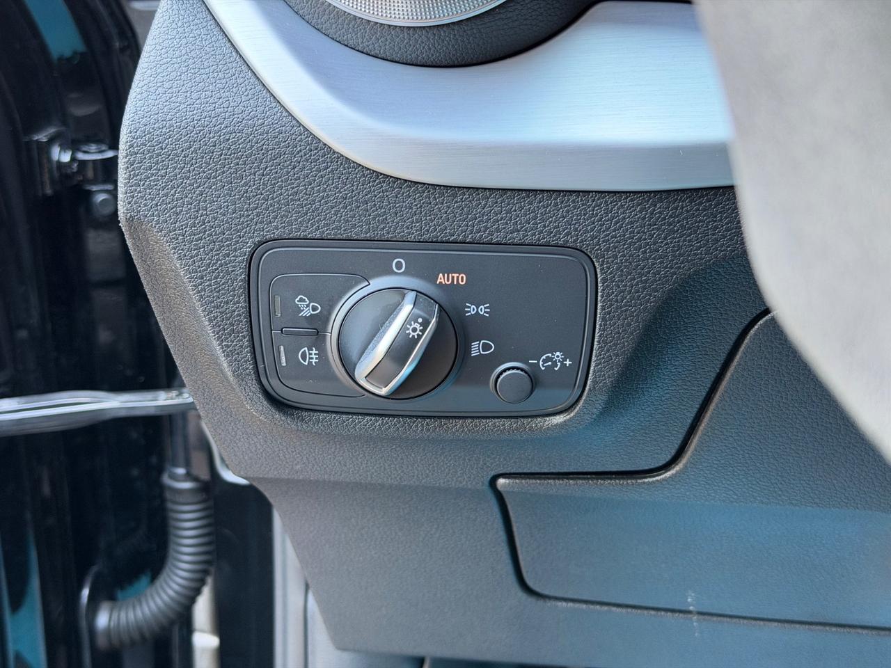 Audi Q2 30 TDI S tronic line Edition