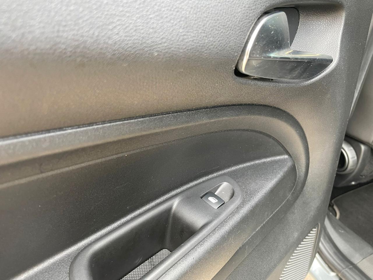 Jeep Avenger 1.2 Turbo 100 CV Summit