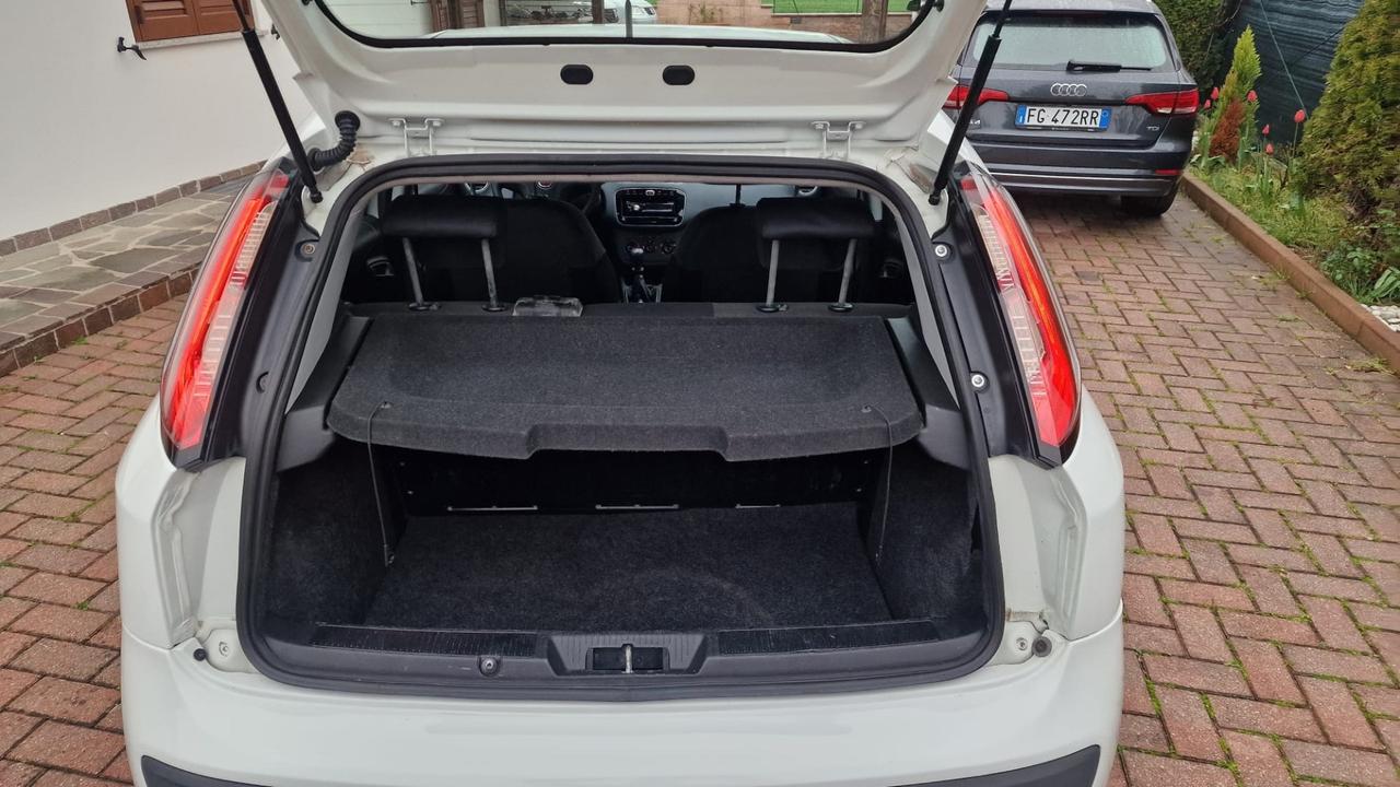 Fiat Punto Evo 1.4 5 porte Emotion GPL