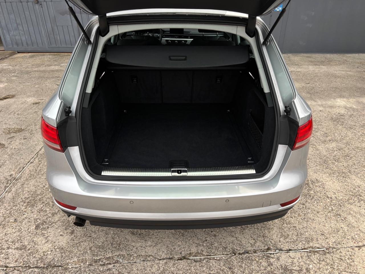 Audi A4 Avant 2.0 TDI S tronic. Garanzia 12 mesi