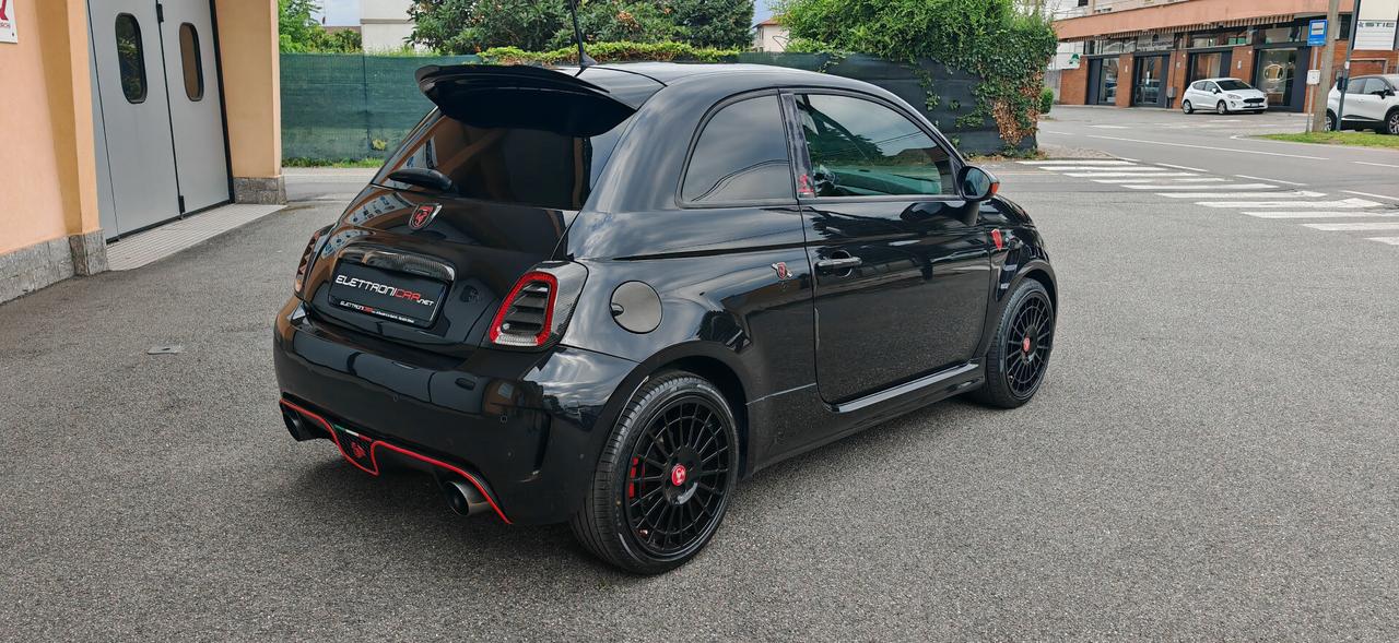 Abarth 500 1.4 Turbo T-Jet Custom LPG