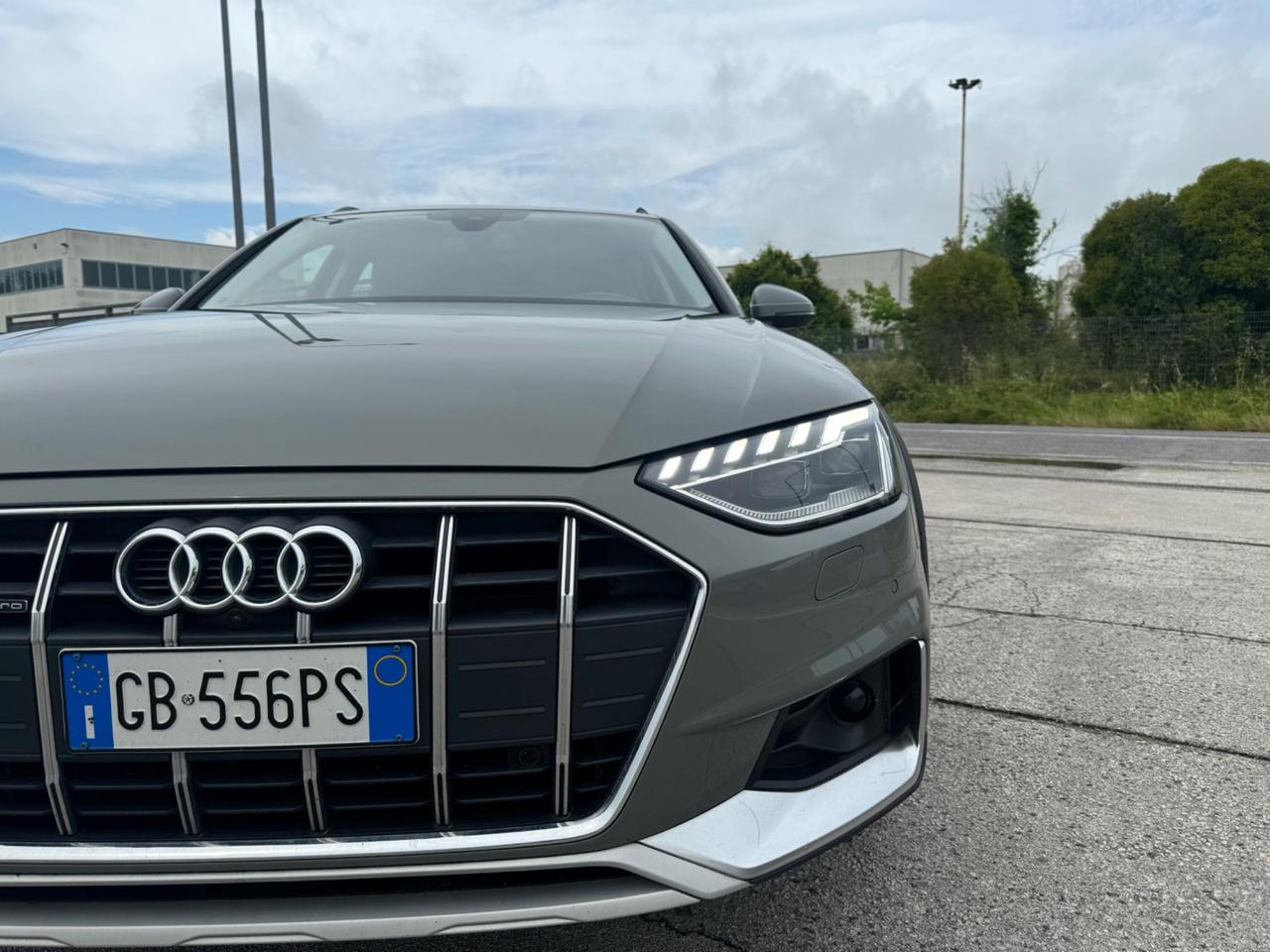 AUDI A4 ALLROAD 2.0 Tdi -Virtual Led Ambient 19