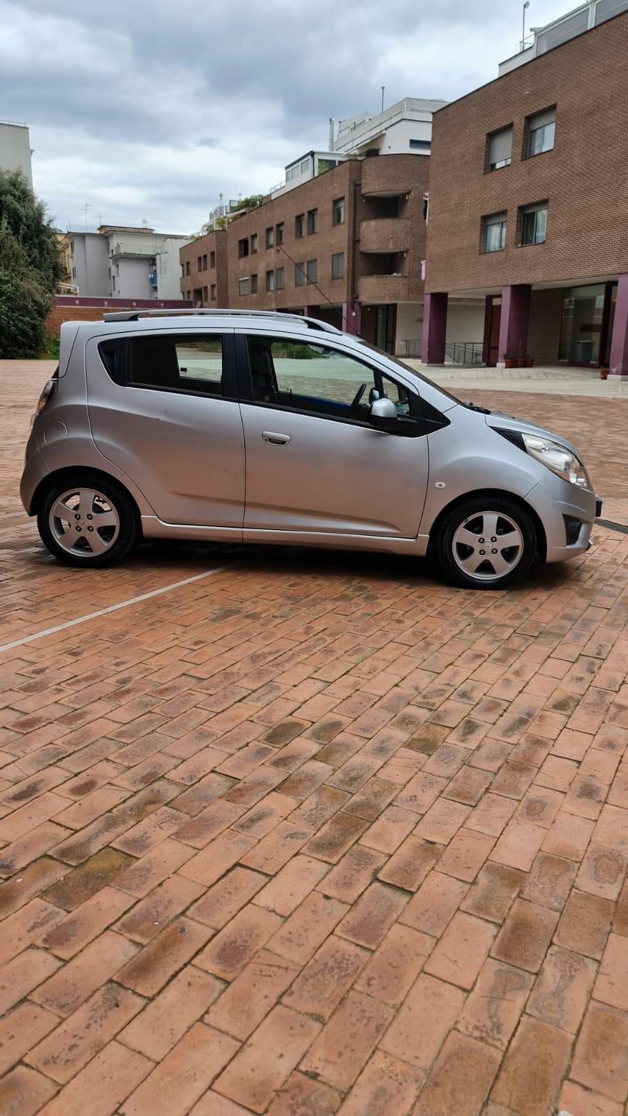 Chevrolet Spark 1.2 LT GPL Eco Logic