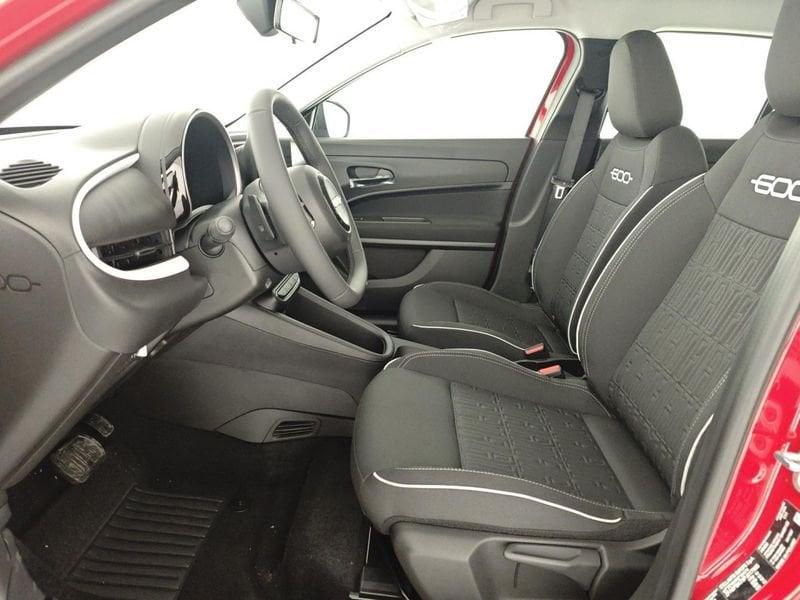 FIAT 600 Hybrid MHEV DDCT