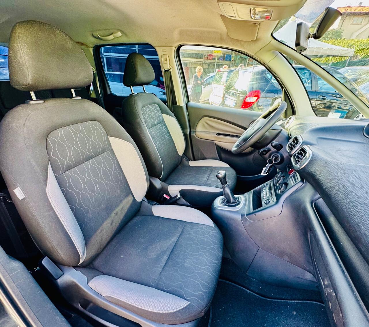 Citroen C3 Picasso 1.6 HDi 90 Exclusive