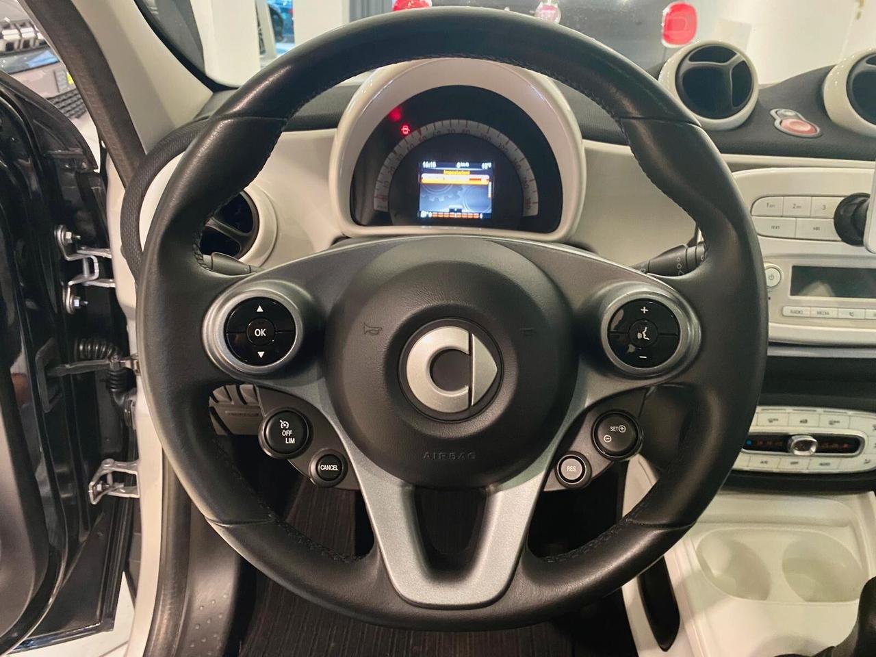 Smart ForFour 70 1.0 Passion