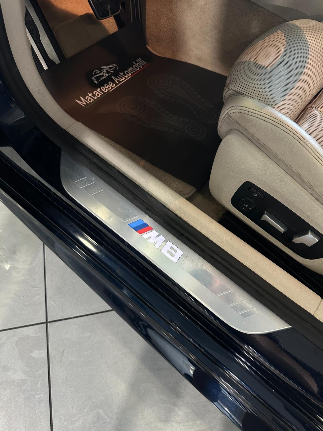 BMW M850 GranCoupè CarbonCore ScaricoAkrapovic Certificata BMW