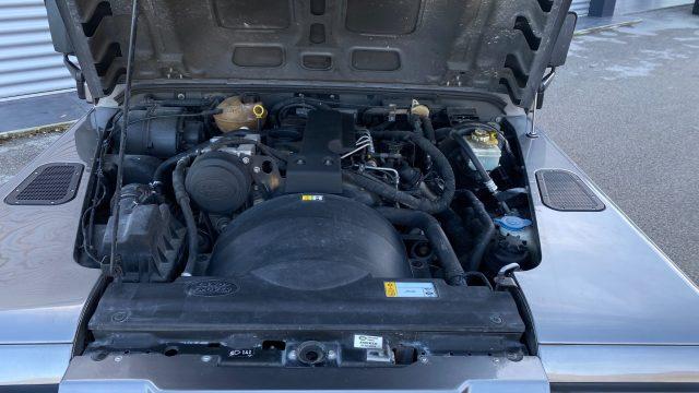 LAND ROVER Defender 90 2.4 TD4 3P CORTO SE ITALIANO da VETRINA