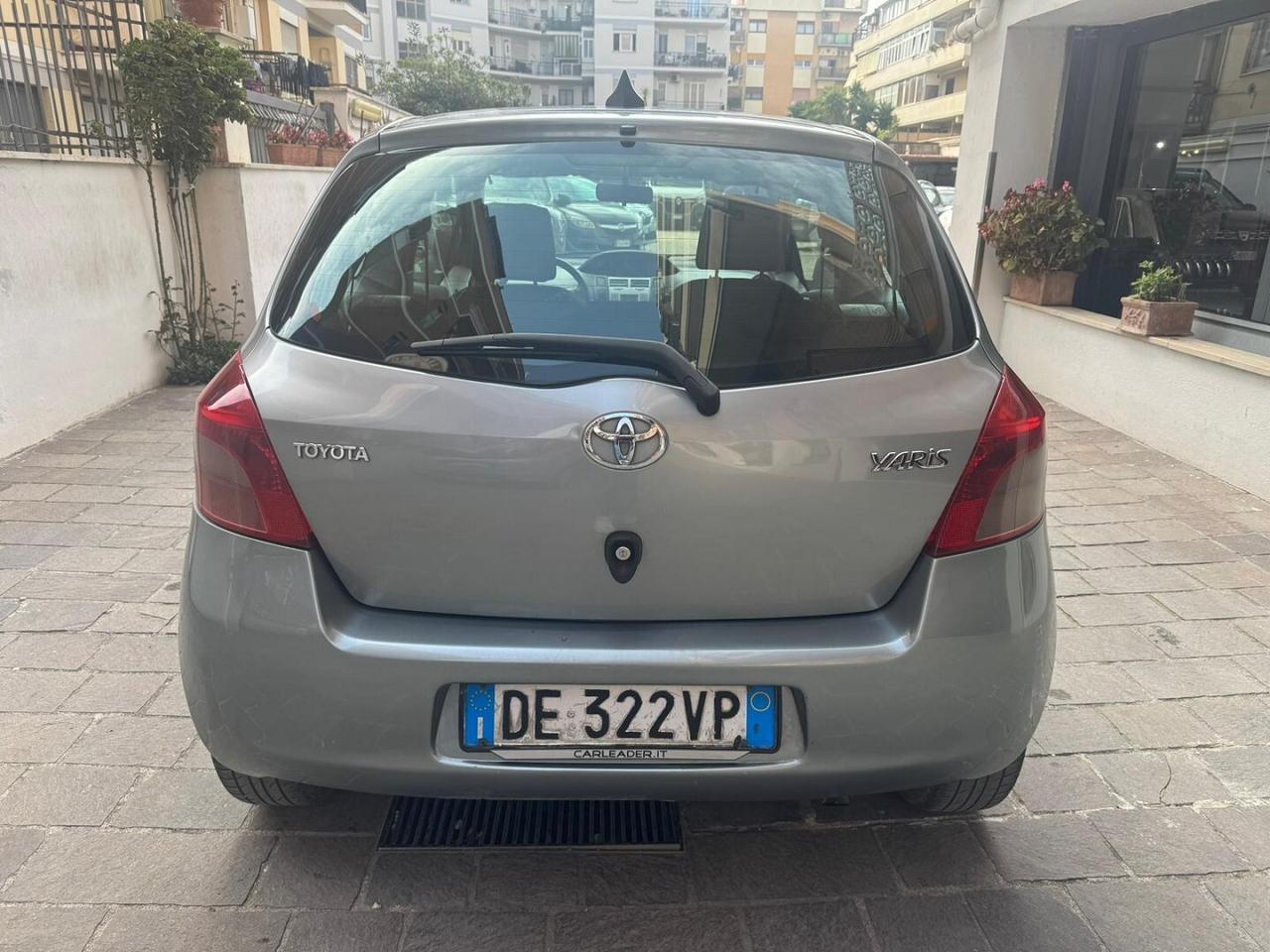 TOYOTA Yaris 1.4 D-4D 3 porte M-MT Sol