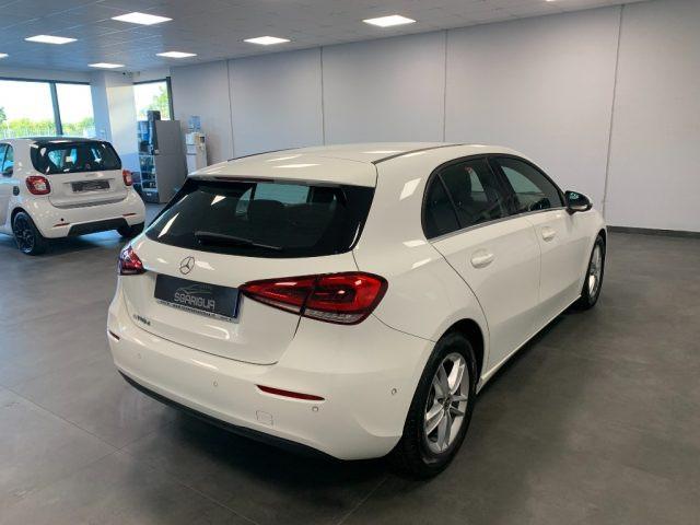 MERCEDES-BENZ A 180 d Automatico Sport + Full Led