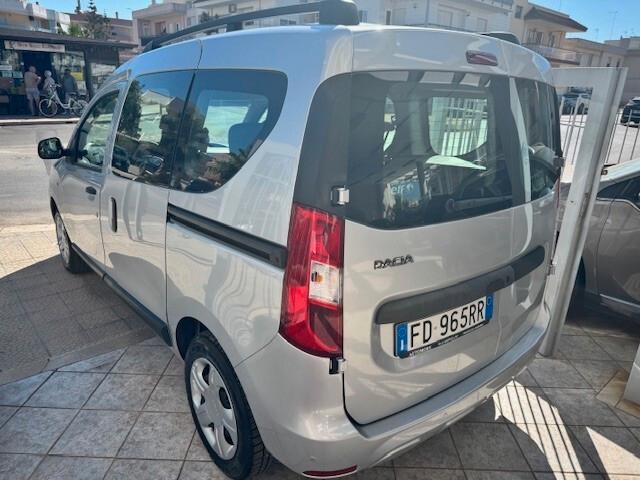 Dacia Dokker 1.5 dCi 8V 90CV Start&Stop Serie Speciale Lauréate Family