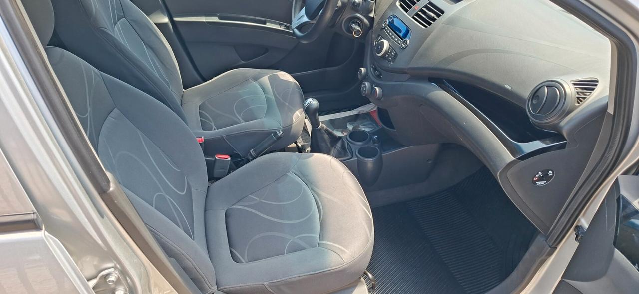 Chevrolet Spark 1.2 LT