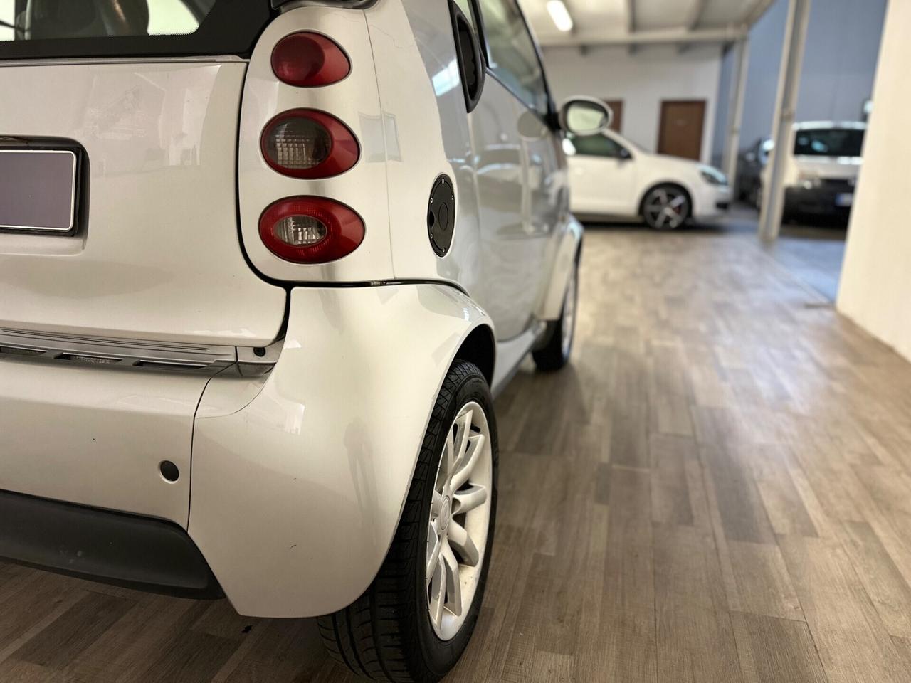 Smart ForTwo 700 coupé passion (45 kW)