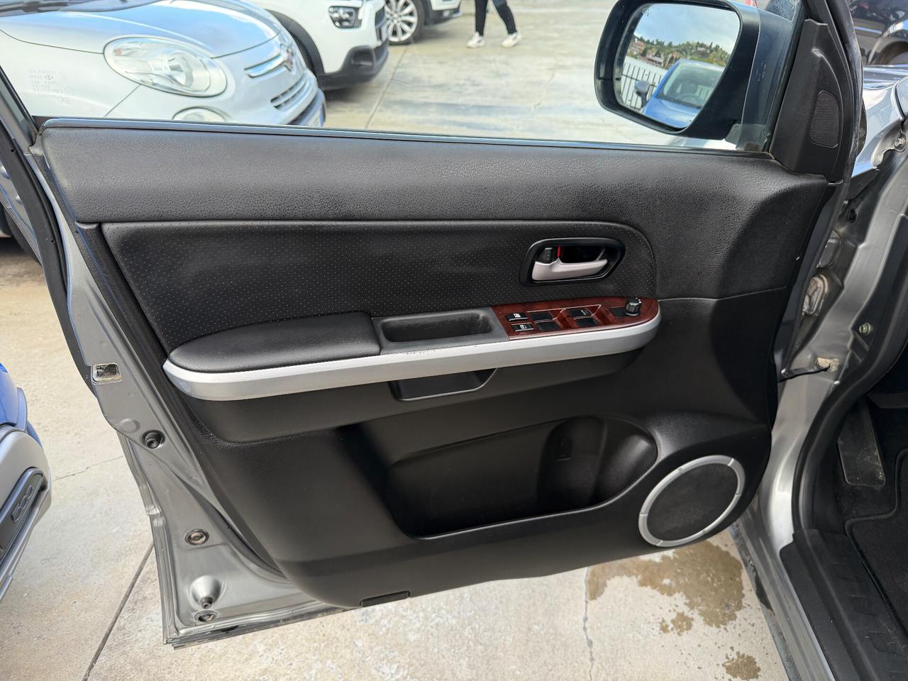 Suzuki Grand Vitara 1.9 DDiS 5 porte