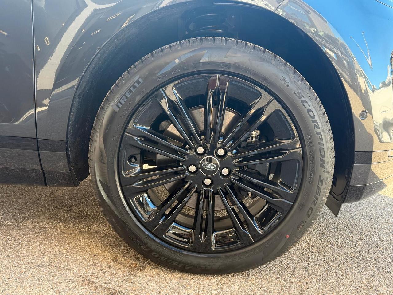 RANGE ROVER EVOQUE DARK EDITION EIGER GREY 2.0D MHEV AWD 163CV ANNO 2026