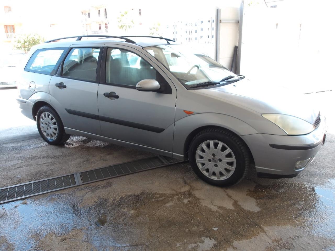 Ford Focus Station Wagon Focus SW 1.8 tdci Ambiente 100cv