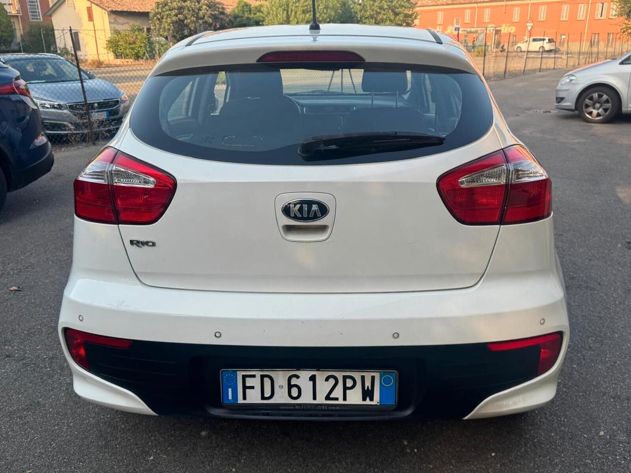 Kia Rio Anno 2016 1.2 BENZ/GPL 83 CV 5 PORTE