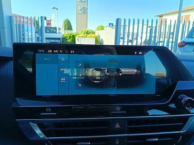Citroen C4 1.2 Hybrid 136cv DC6 BUSINESS KM ZERO