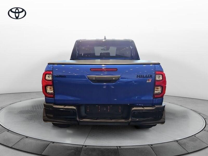 Toyota Hilux 2.8 D-4D A/T 4WD 4 porte Double Cab GR SPORT
