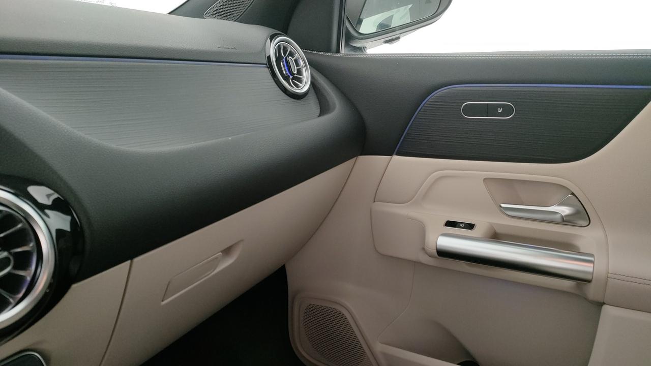 Mercedes-Benz GLA 200 d automatic