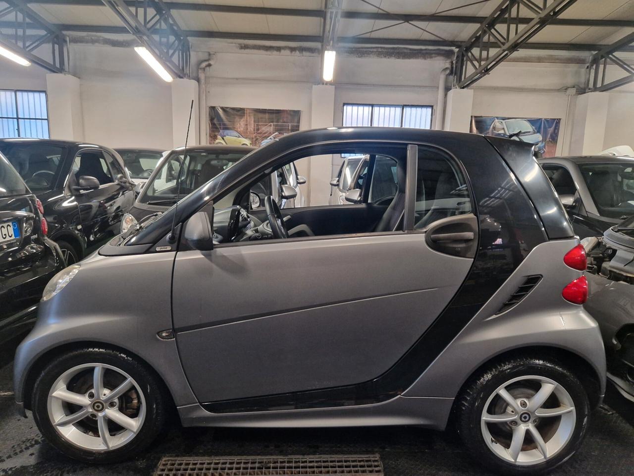 Pulse matt grey solo 66000km full garanzia