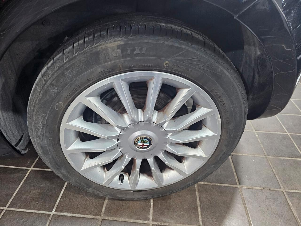 NUOVA ALFA ROMEO MITO DISTINCTIVE 1.4 T-JET 120CV