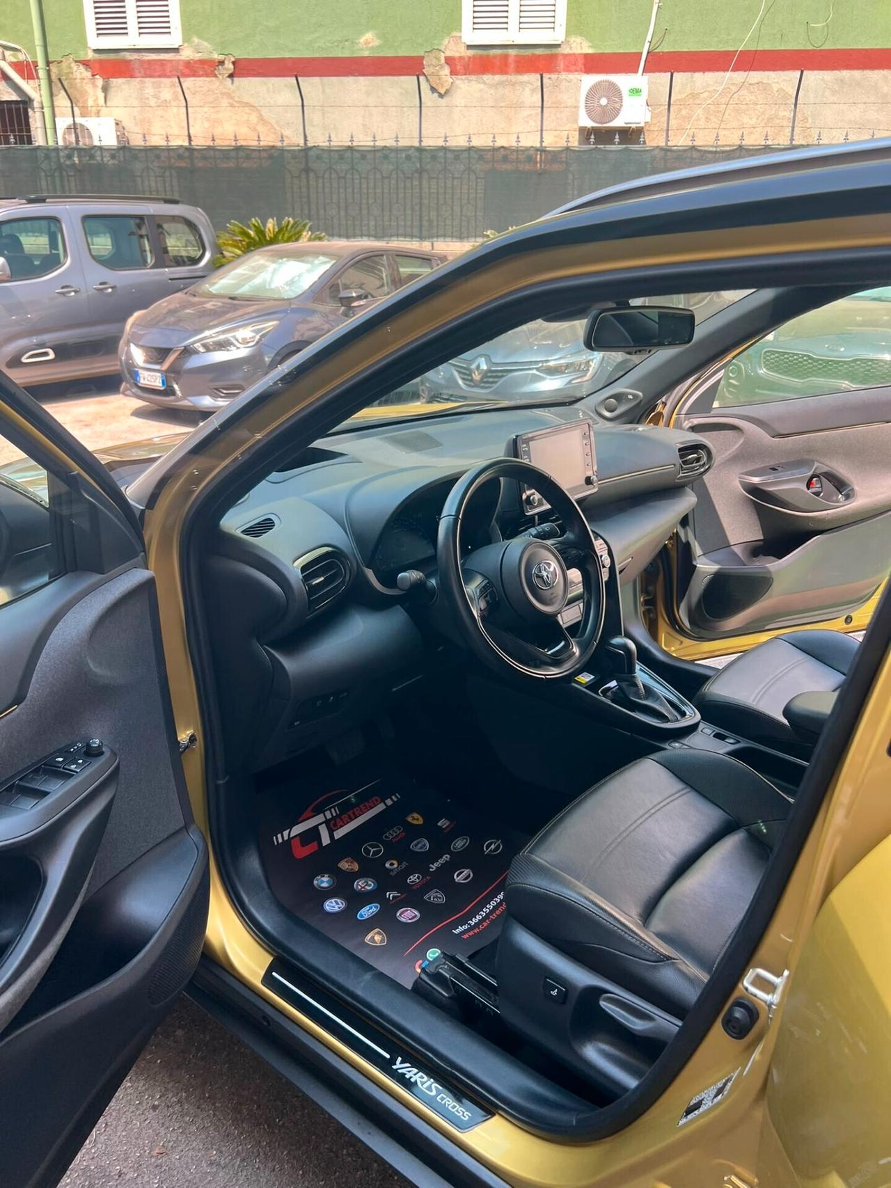 Toyota Yaris Cross 1.5 E-CVT PREMIER FP 116 cv