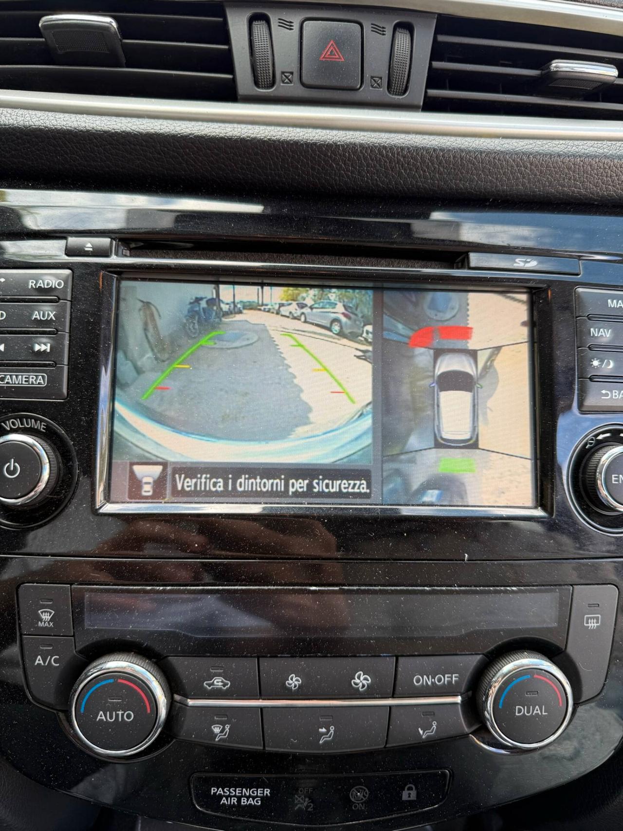 Nissan Qashqai 1.5 dCi N-Connecta - 2017