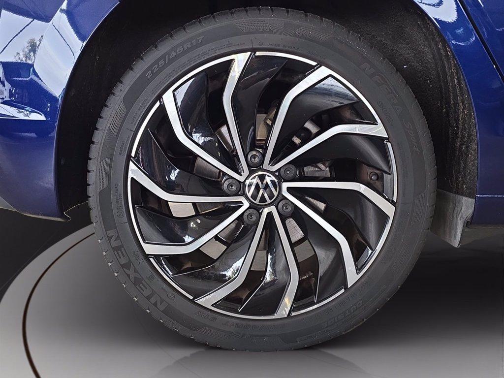 VOLKSWAGEN Golf 1.5 tsi evo style 130cv del 2022