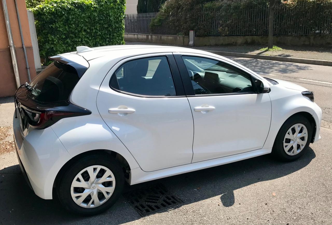 Toyota Yaris 1.5 Hybrid 5 porte Bellissima