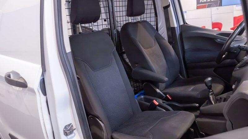 Ford Transit Courier 1.5 TDCi 75CV Van Entry