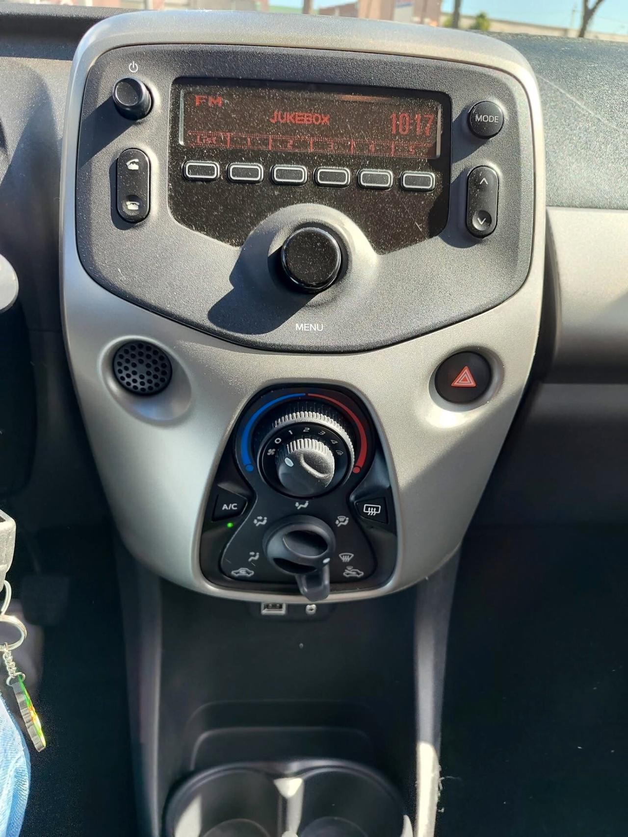 Peugeot 108 VTi 68 5 porte Allure