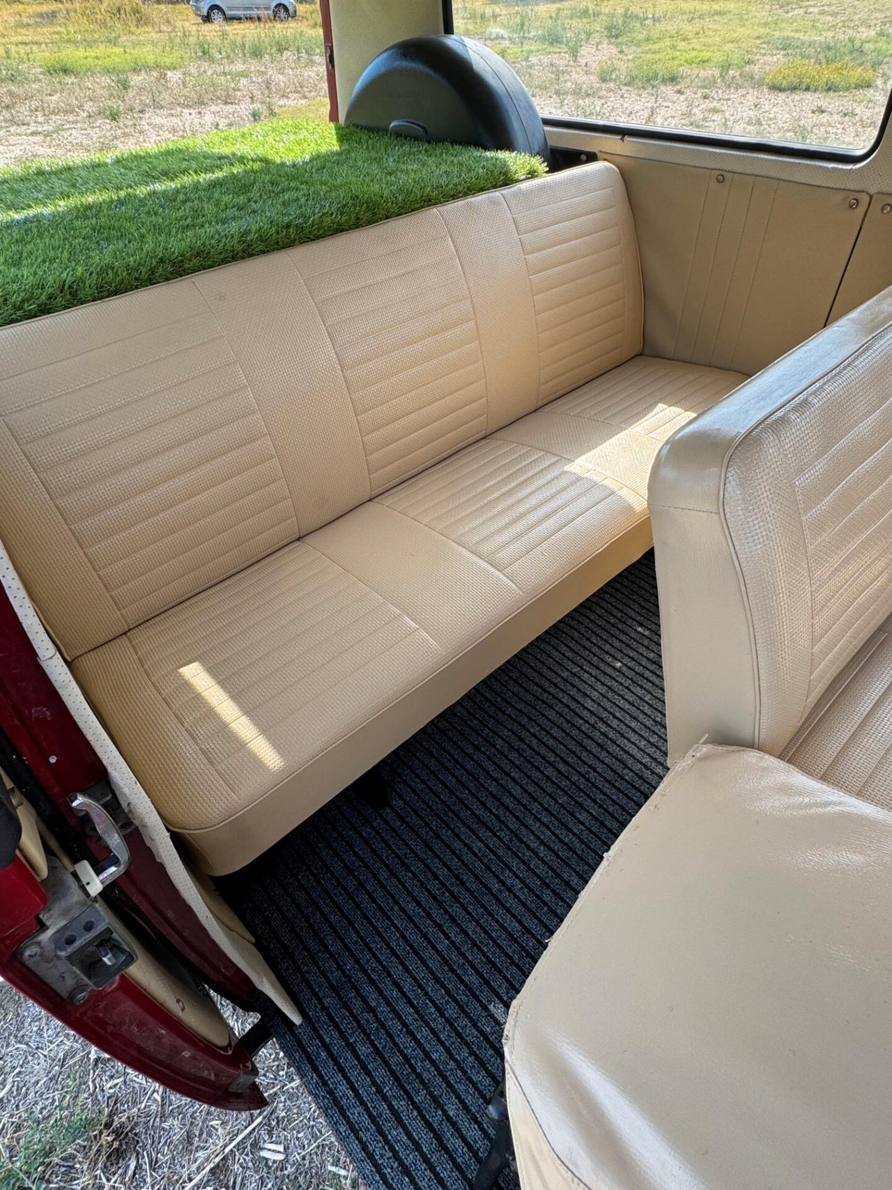 Volkswagen T2 bicolor