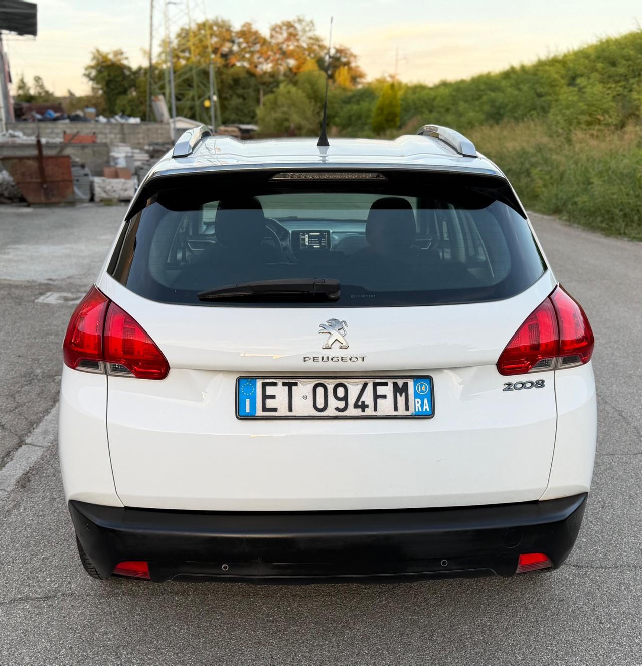 Peugeot 2008 1.4 HDi 68CV Access